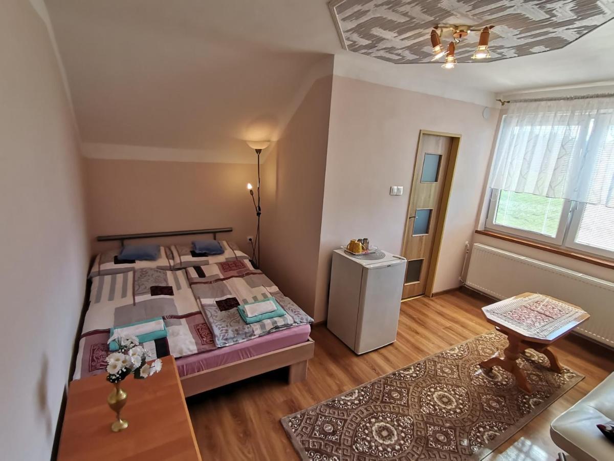 Privat U Bartolomeja Appartement Štrba Buitenkant foto