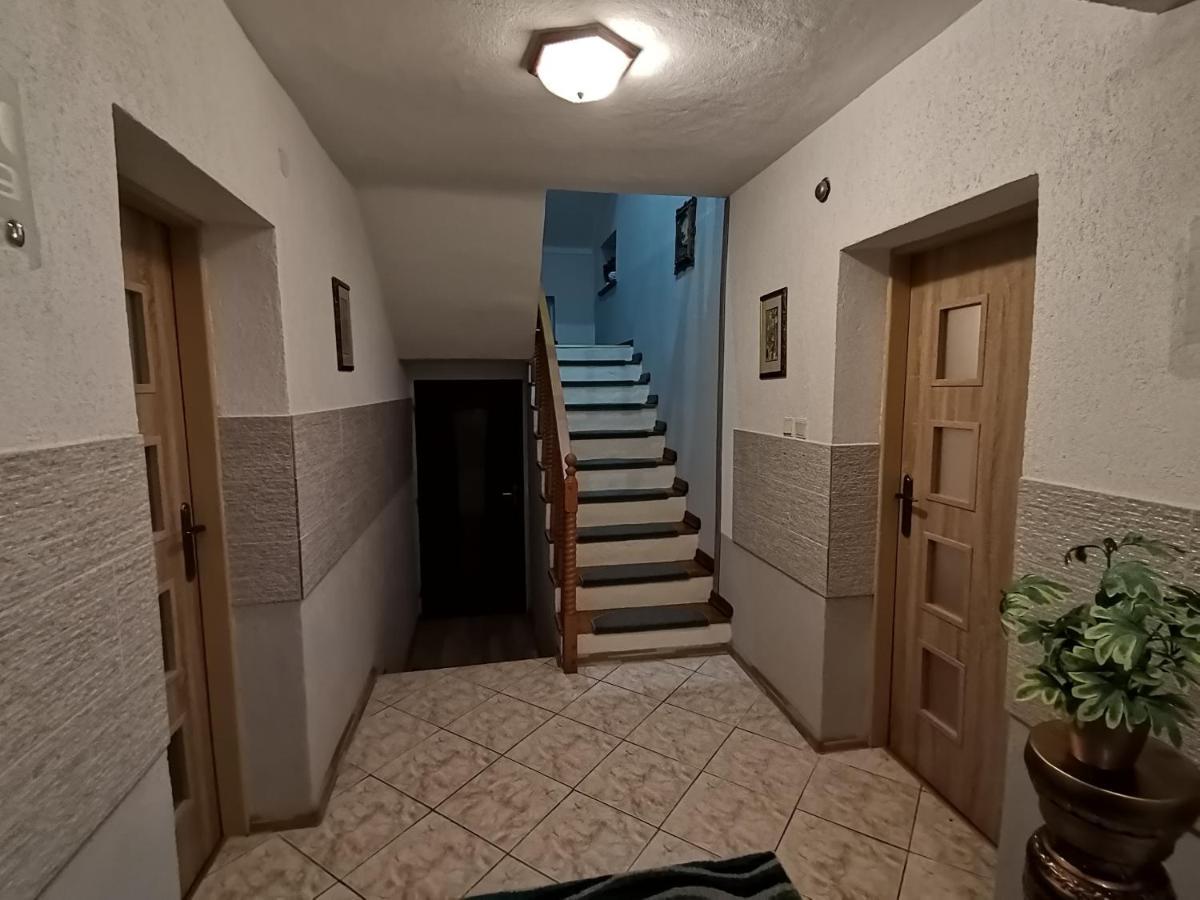 Privat U Bartolomeja Appartement Štrba Buitenkant foto