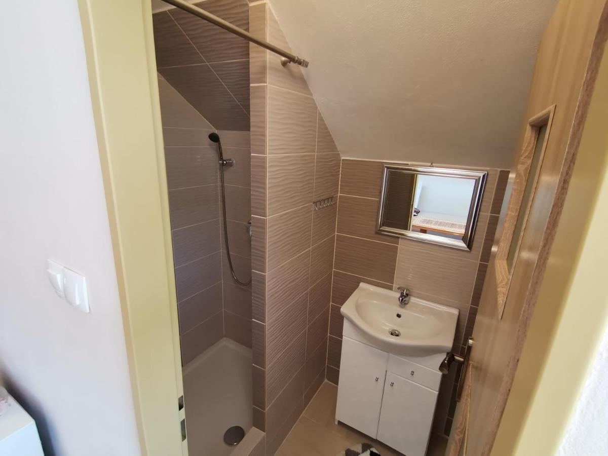 Privat U Bartolomeja Appartement Štrba Buitenkant foto