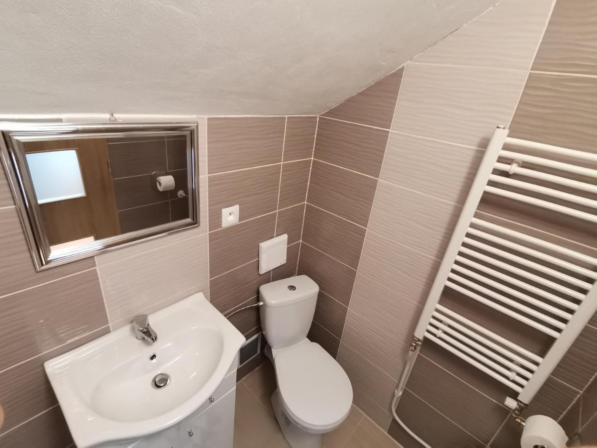 Privat U Bartolomeja Appartement Štrba Buitenkant foto